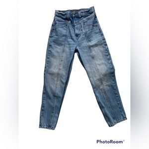 Abercrombie & Fitch Light Wash High Rise Balloon Leg 100% Cotton Jeans 26 2 R